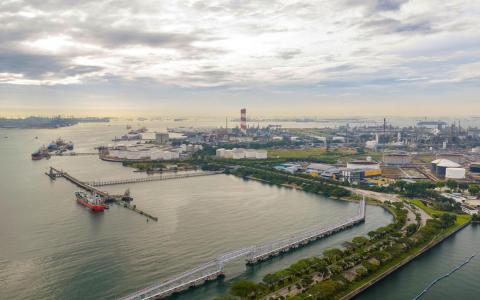 裕廊岛自我革新保持竞争力 建立六新战略关系