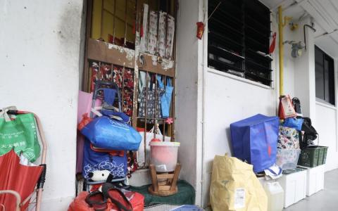 金文泰垃圾屋疑成老鼠窝 邻居忍臭忧火患