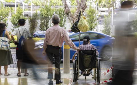 专家：IP新附加险规定总体有利消费者 或降低医疗费和保费