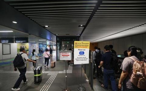 地铁东西线服务调整首工作日 乘客预先规划出行整体顺畅