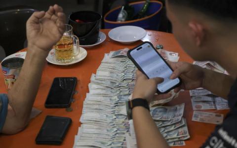 乌节黄埔等区扫黄肃赌 四天47人遭逮捕