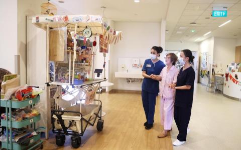 邱德拔医院“零约束护理” 让年长患者更安心