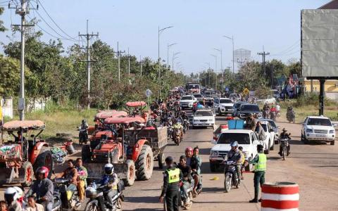 泰柬边境冲突升级 双方互指出动重型武器酿多人死伤