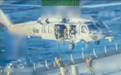 美军扣押委内瑞拉涉违反制裁油轮 美委紧张关系升级推高油价