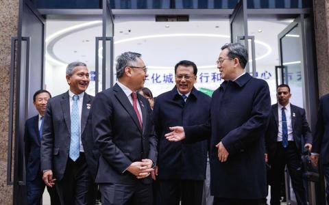 新中签署合作文件 勾勒重庆互联互通项目未来10年愿景