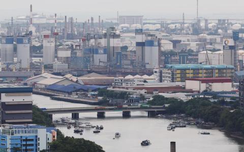 11月非石油国内出口同比涨11.6% 涨幅低于10月