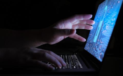 报告显示，在所有入侵系统盗窃案件中，朝鲜黑客犯案的占比高达76%。（档案示意图）
