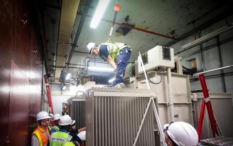 地铁可靠度工作小组提呈建议报告 交通部明年首季回应