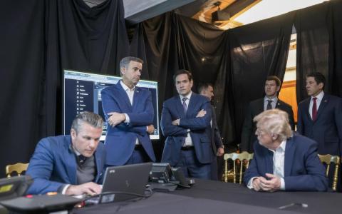 马杜罗送入纽约监狱 美国宣布暂接管委内瑞拉及石油储备