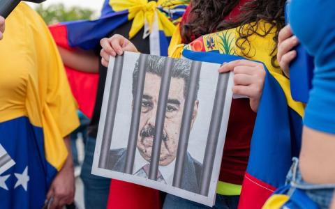 抓马杜罗是执法或违法?美国内反应两极