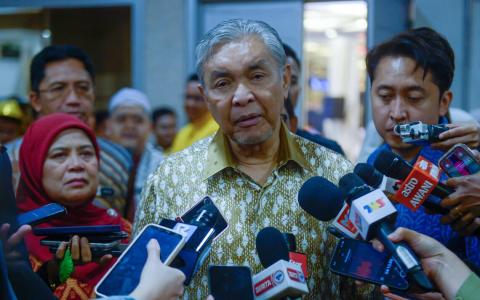 巫统强调绝不再与伊党结盟  坚定支持安华至大选