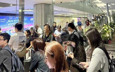 樟宜机场旅客混流 “受困”登机口处约一小时