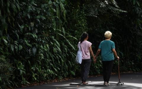 【国会】杨涴淩：帮佣应培训家务以外技能 应付家庭多元看护需求