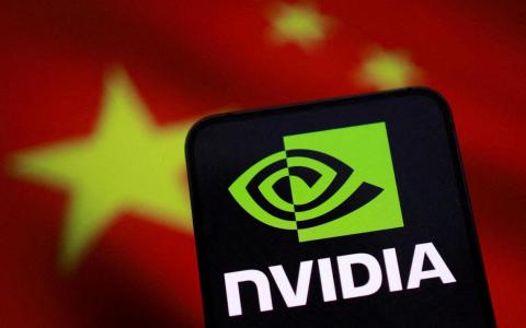 美批准英伟达H200晶片有条件售华 据报中国反禁H200入境