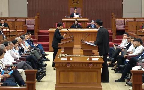 国会通过动议认为毕丹星不适合继续任反对党领袖 11工人党议员反对