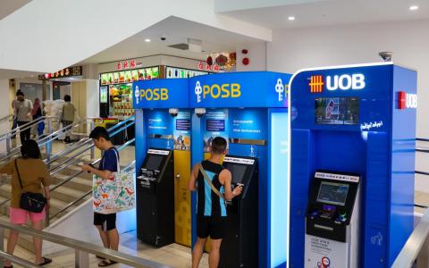 提款机逐年减少2% 新组屋区居民叹取款不便
