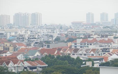 东部与东北部空气弥漫烧焦味 或因柔佛林火引起