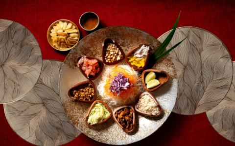 Sawadee Thai Cuisine泰式鱼生以马蹄为主，搭配当地料理常用食材，再淋上甜酸酱汁。（餐馆提供）