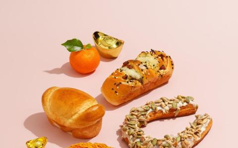 面包物语推出各款新春烘焙产品迎接马年。（品牌提供）