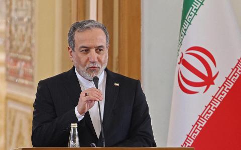 伊朗外长：不希望发生战争 相信特朗普会作正确决定