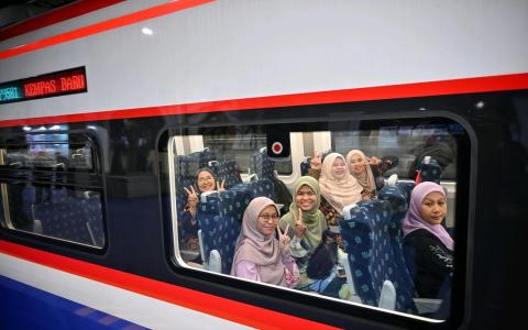 马来西亚铁道公司（KTMB）日前宣布，将于星期天（2月15日）起至22日期间，推出20%折扣。（海峡时报档案照片）