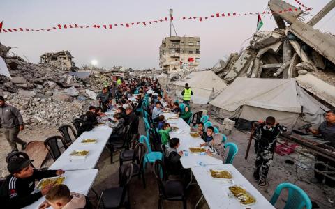 顶住国内非议出席首会 普拉博沃借和平委员会提升印尼地位 