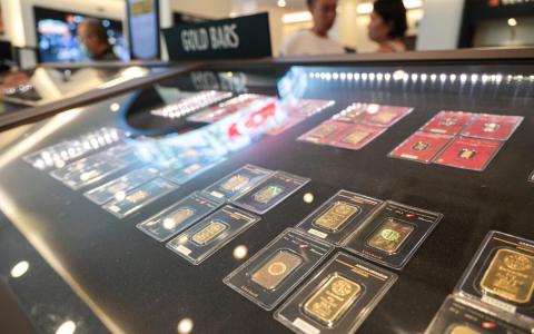 年轻人主导“购金热” 华侨银行：去年贵金属投资者爆发式增长