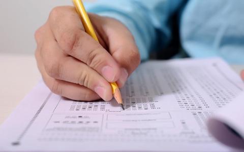 学校第一学段的测验通常是在农历新年之后的一两个星期内举行，这样的安排，孩子还会期待过华人新年吗？（Pixabay）