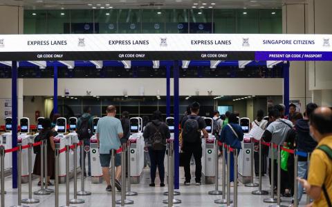 去年通关人次逾2.4亿历来最高 更多可疑旅客被禁入境