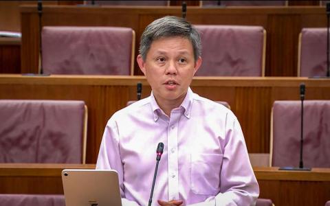 公共服务统筹部长兼国防部长陈振声，星期四在国会拨款委员会辩论总理公署开支预算时说，我国公共服务将继续致力于满足新加坡和新加坡人的需求。（gov.sg视频截图）