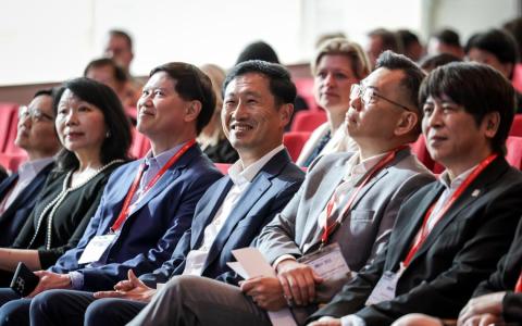 低风险AI医疗器械可“先试后批” 我国推豁免沙盒加速临床应用