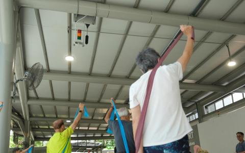 “红绿灯”不管交通管音量 市镇会试行首个户外噪音监测系统