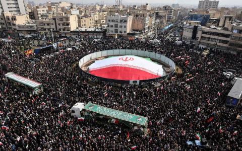 伊朗不寻求停火 以色列称战争不设时限