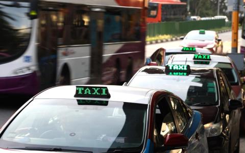 全国私人出租车司机协会吁调整车资 助司机应对油价上涨