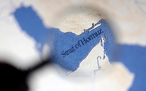 新加坡阿联酋等国提议辟安全海上走廊 解救2万受困海员