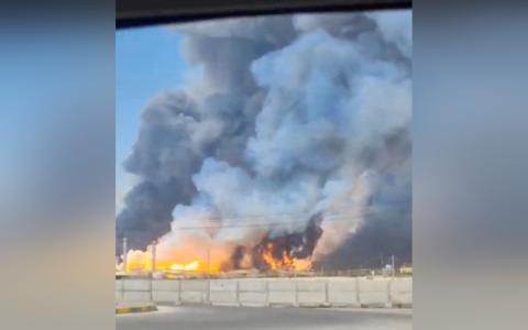 伊朗袭击波斯湾能源设施报复 冲击升级加剧油市动荡