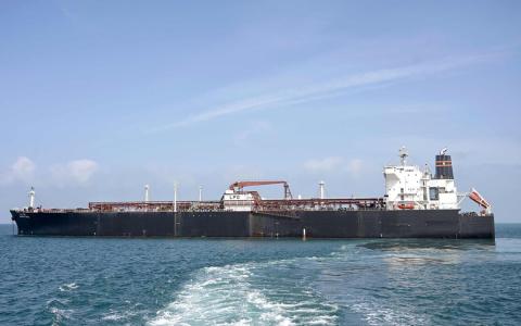 特朗普限48小时重开霍尔木兹 否则将摧毁伊朗发电厂