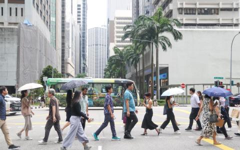 调查：新加坡人对本地机构信任度持稳 但忧经济前景与假信息