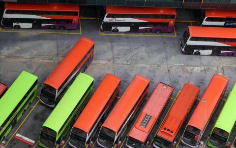 陆交局招标翻新逾900辆“中年”巴士 确保最佳状态