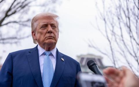 特朗普希望夺取伊朗石油 不排除占领哈尔克岛