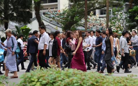 社服领域来年预计平均加薪5% 部分岗位最高达15%