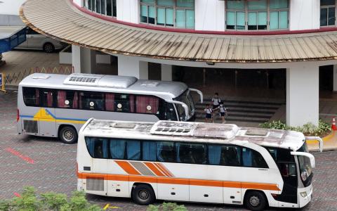 油价飙升 教育部接触校车业者 贸工部跟进交通业诉求