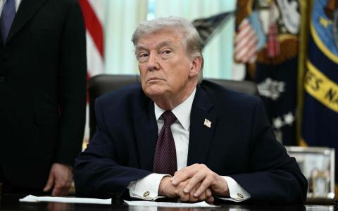 特朗普案头的六张战局牌：每条路径皆是高风险政治豪赌