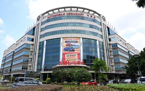 本地最大二手车集中地 乌美汽车城业主赶在5月中前缴清6800万元续约费