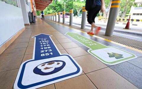 红山巴士转换站新增怀旧图案标识 助失智症者回家