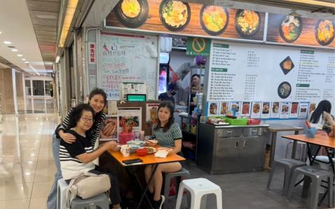 在乌节路远东购物中心运营43年的翠苑Greenview Cafe即将搬迁至宏茂桥，以咖啡店档口的形式重新出发。新店将在5月1日开始营业。（受访者提供）