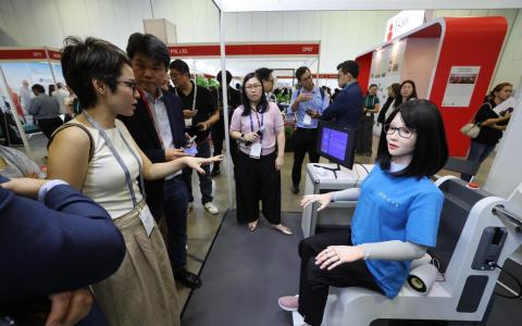 新大成立研究所 从社会经济两方面应对老龄化