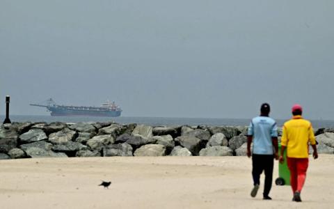 封锁“能源咽喉”断伊朗财源 专家：或引发中美直接对抗