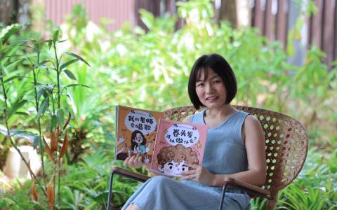 儿童文学作家徐海娜将携新书，在城市阅读节分享写书育人心得。（梁麒麟摄）