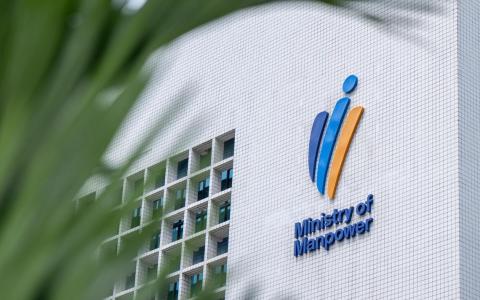 高学历“低就”者占整体居民劳动力19.4% 九成出于自愿